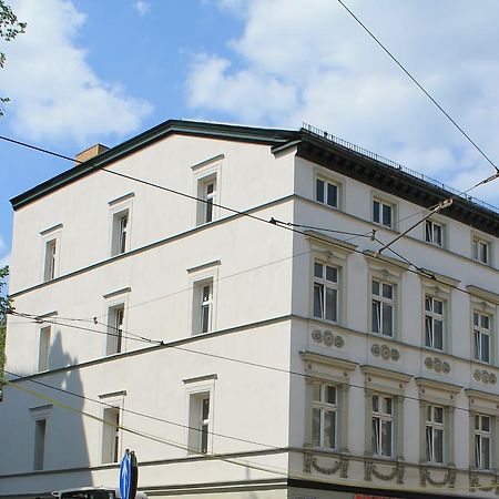 Bett-Point Am Rathaus Guest House Potsdam Exterior photo
