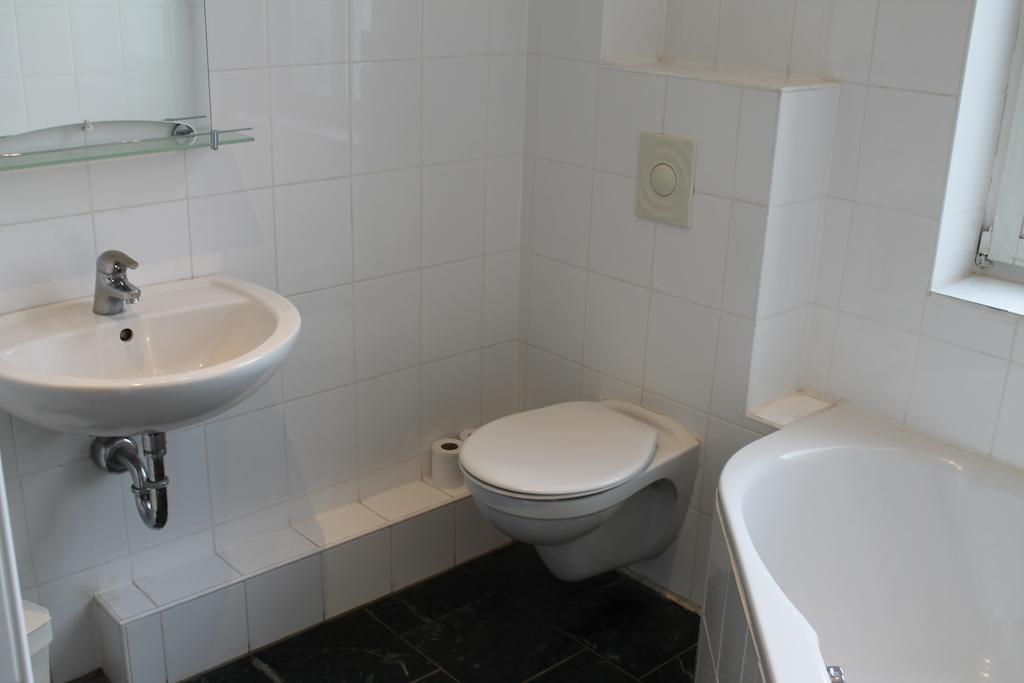 Bett-Point Am Rathaus Guest House Potsdam Room photo